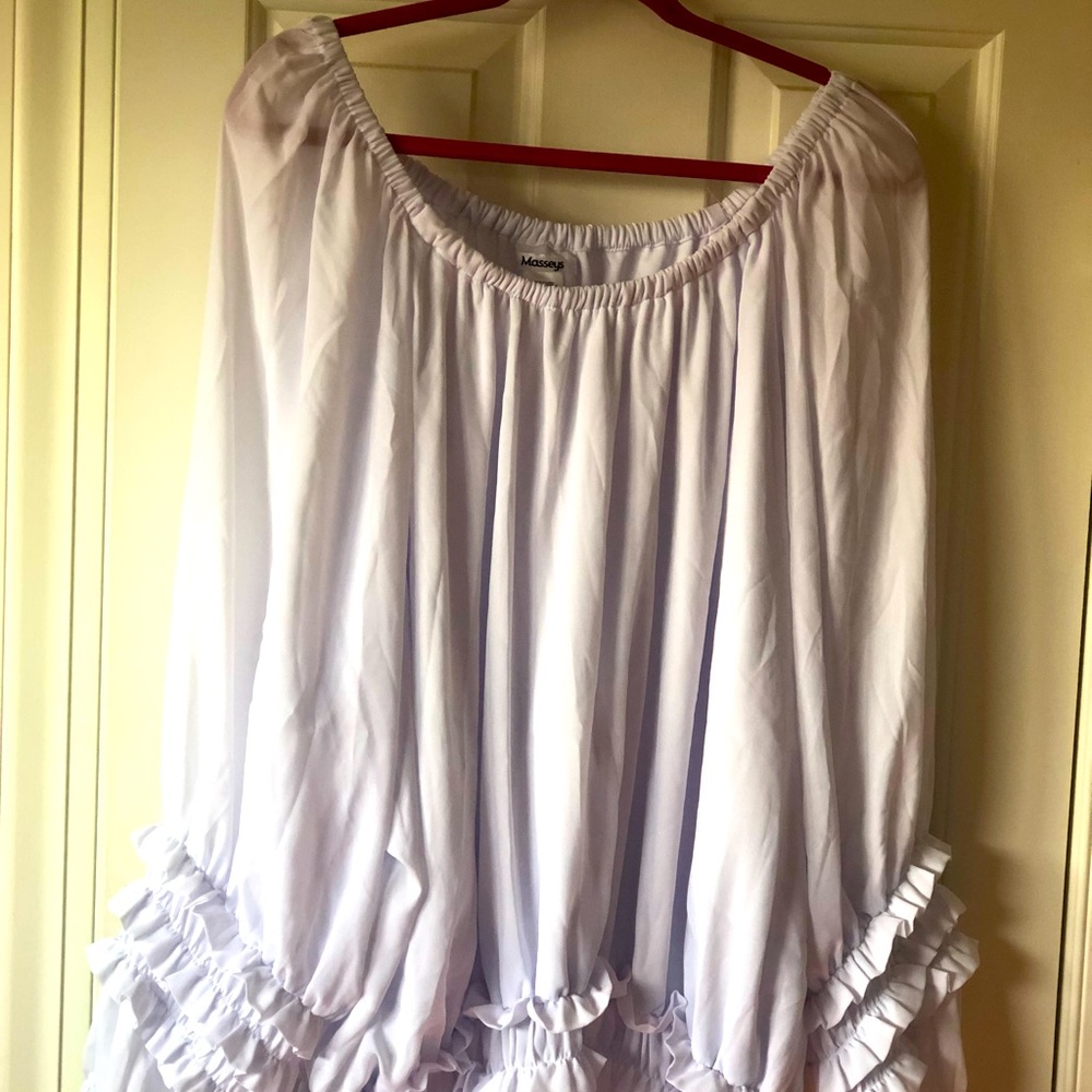 Fancy and fabulous white ruffle off the shoulder top 24w by Masseys never worn